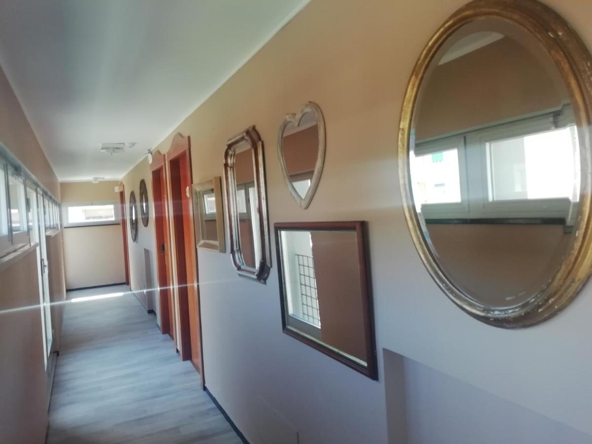 Hotel Sereno Сестри-Леванте Экстерьер фото